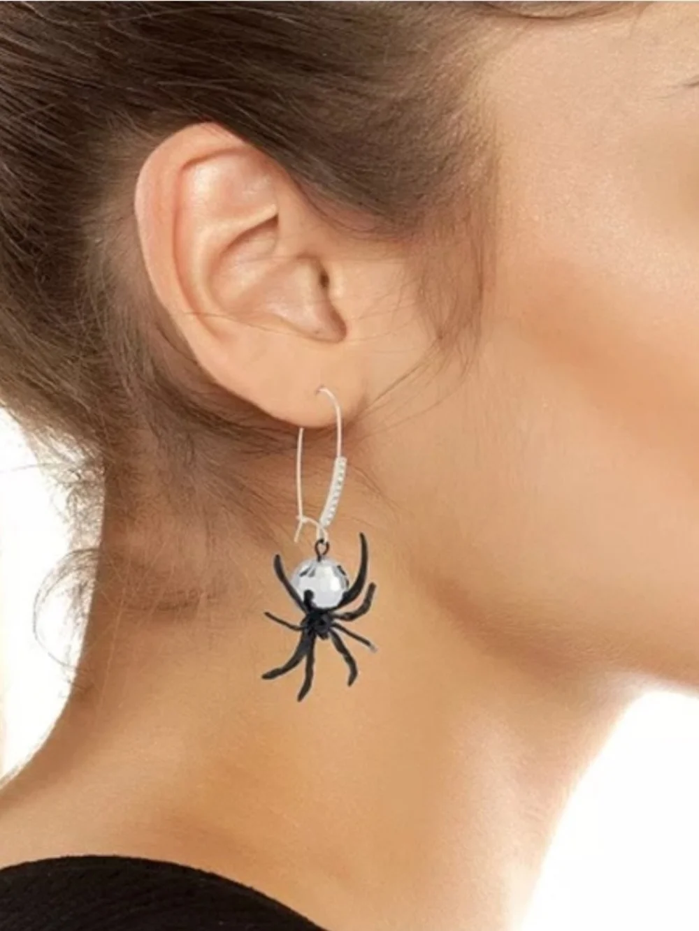 🖤▪️Betsey Johnson ▪️Faux Stone Spider Disco Ball Dangle Earrings